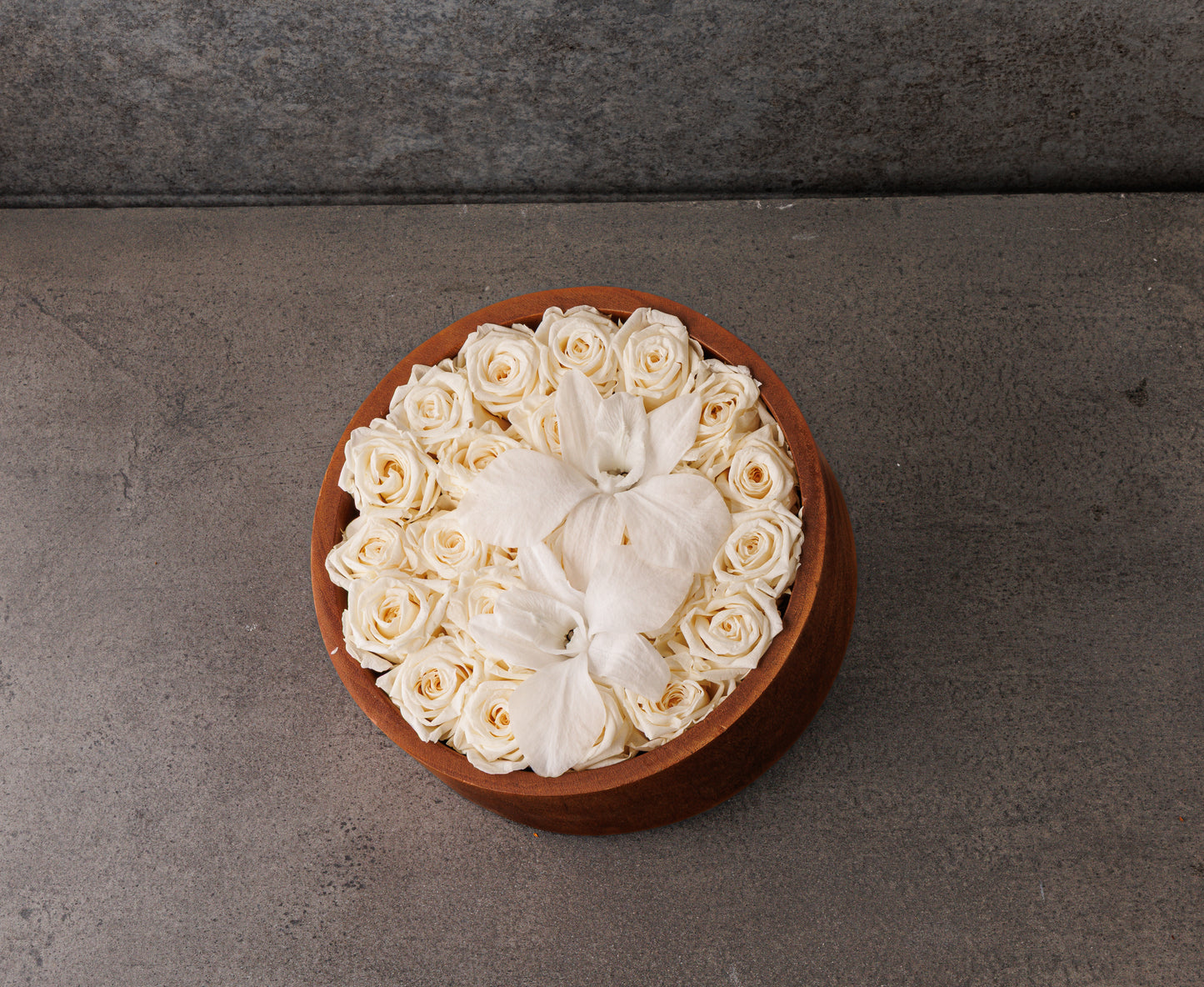 
                  
                    Nordic Bloom Champagne
                  
                