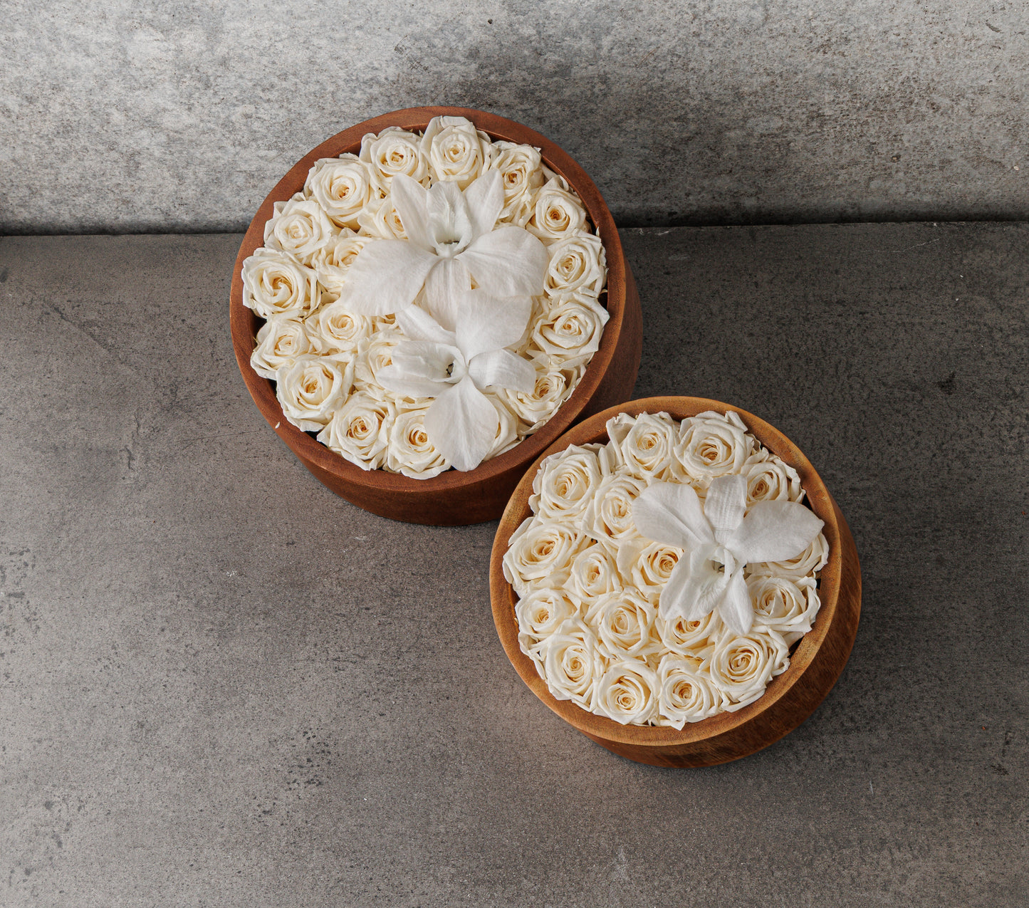 
                  
                    Nordic Bloom Champagne
                  
                