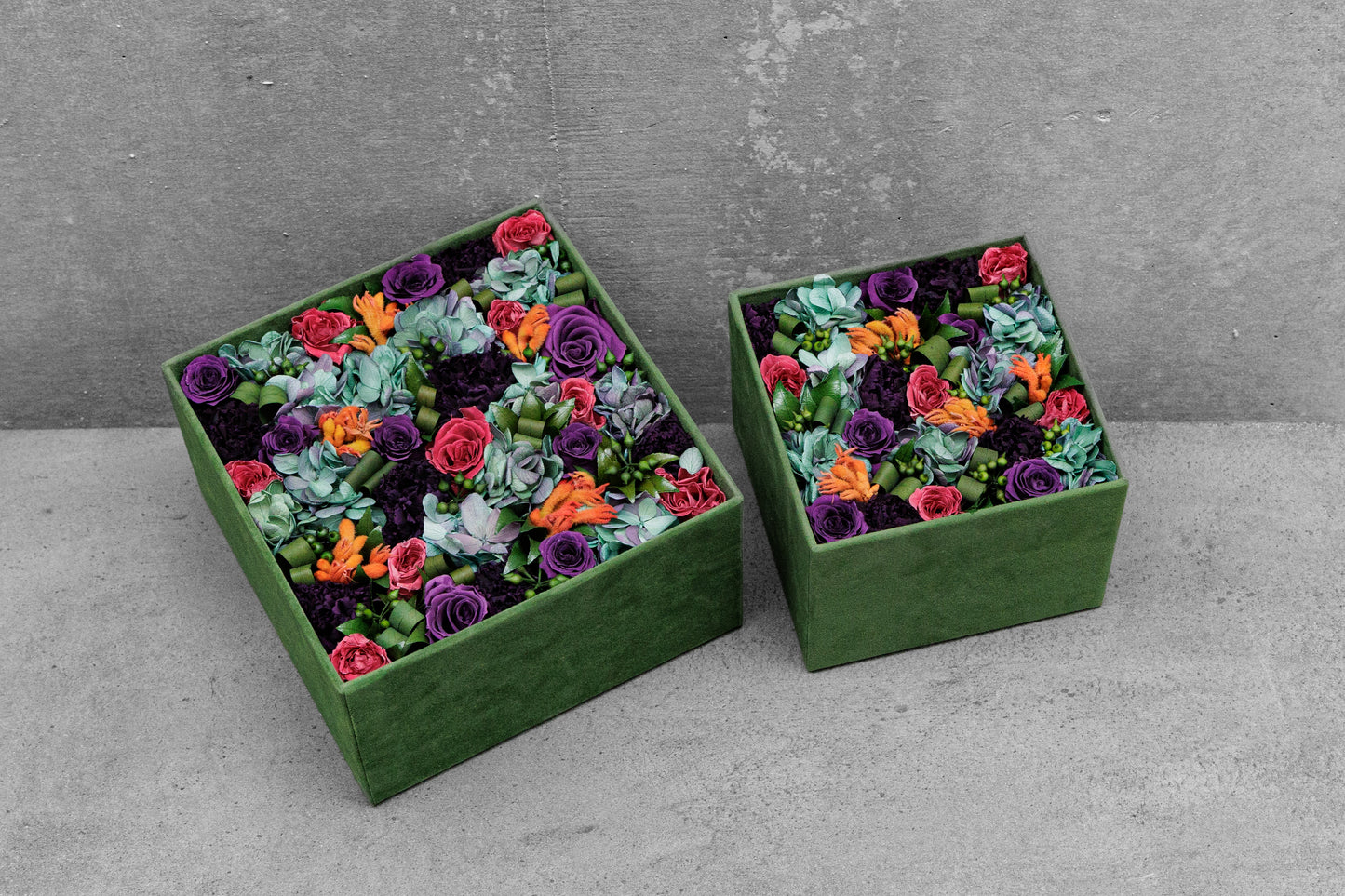 
                  
                    Green box
                  
                