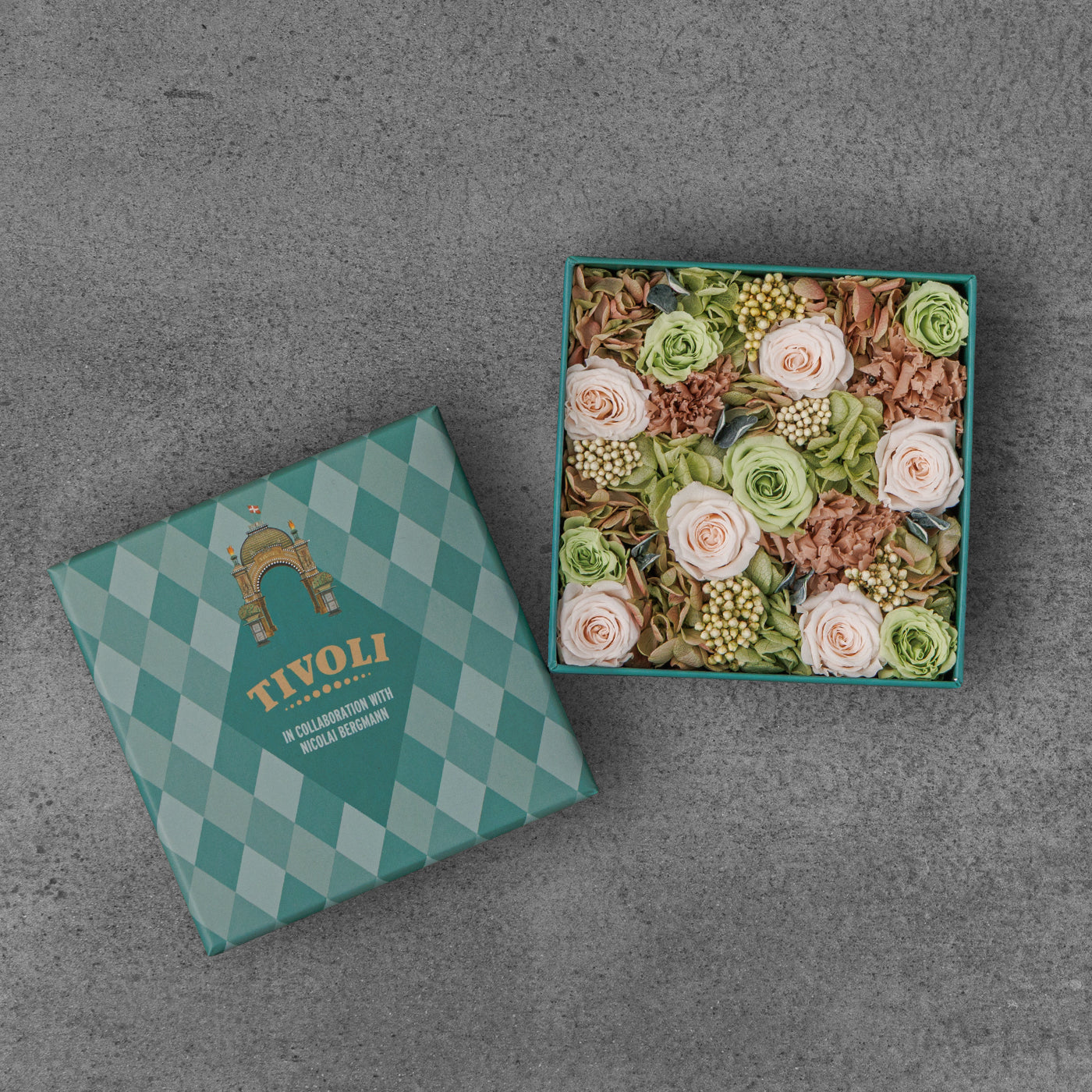 
                  
                    Tivoli Box
                  
                
